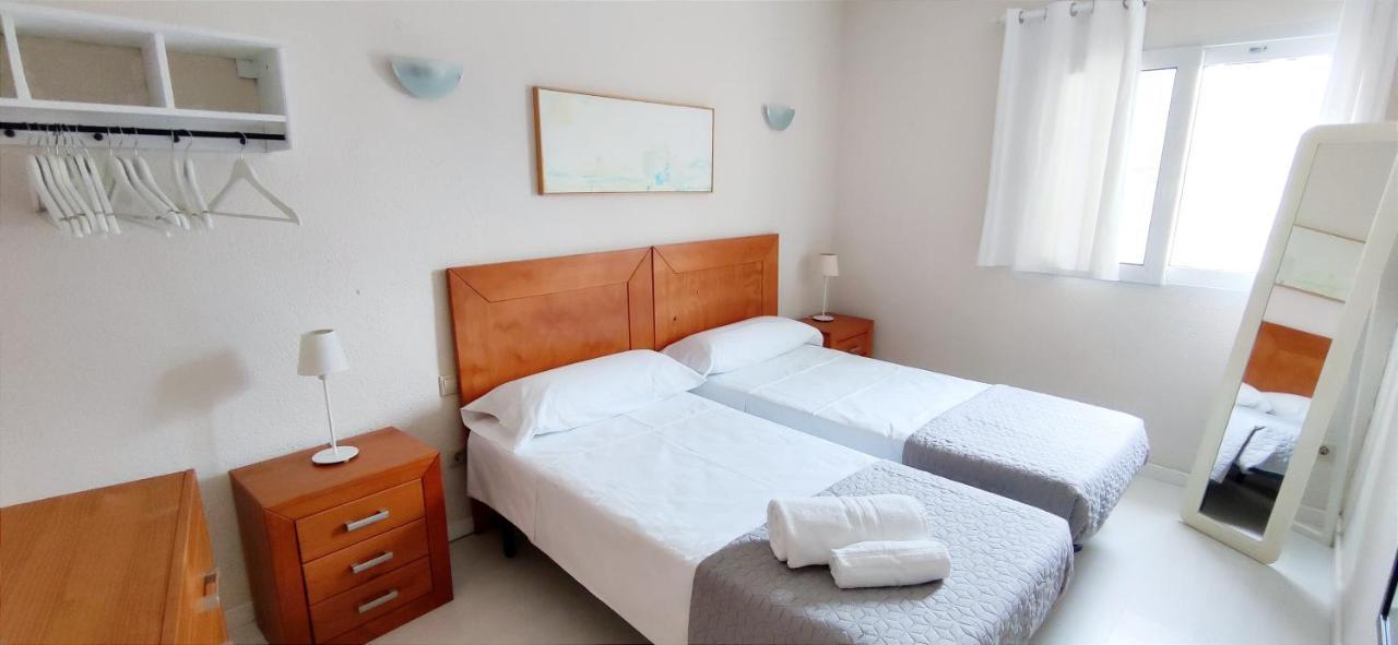 Apartamento Oasis Beach Denia Bagian luar foto
